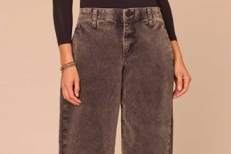 "Ab"solution® High Rise Side Pocket Barrel Leg Petite Corduroy Pants