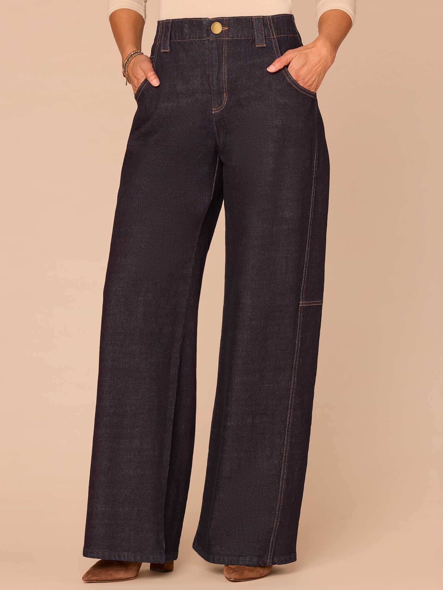 "Ab"solution® Skyrise V-Yoke Diagonal Seam Wide Leg Petite Jeans