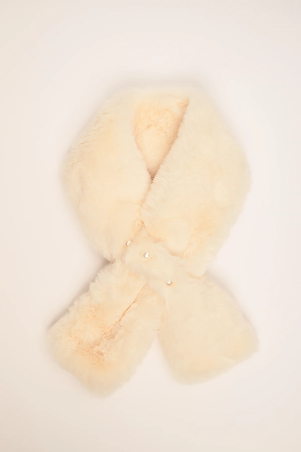 Collo Peloso con Tre Sfere Avorio