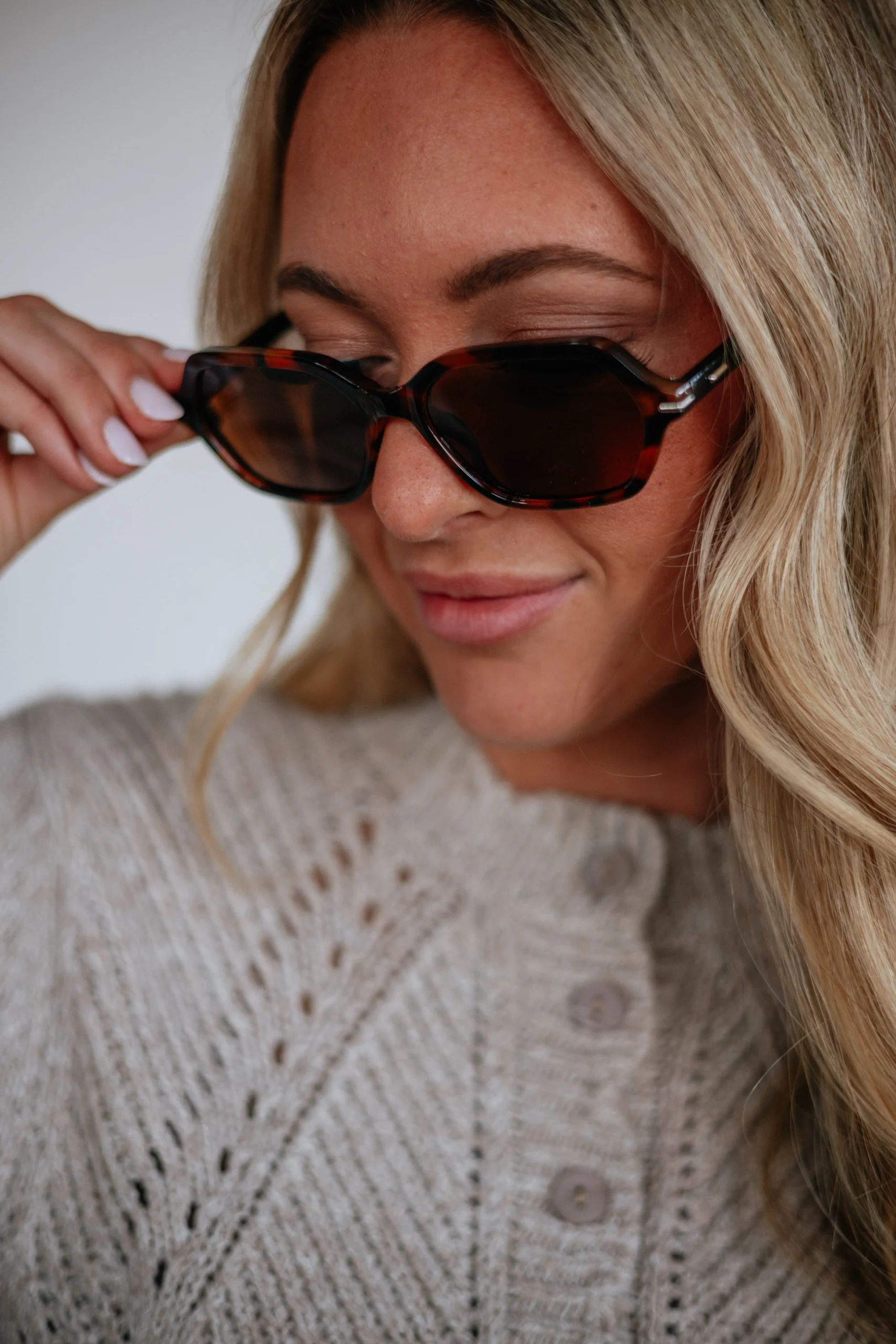 Keep Me Posted Sunglasses