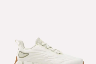 Women's Zig Futaura 1.0 Shoes (Chalk / Alabaster / White)